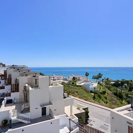 Exclusive Getaway - Ocean View Ferienhaus Torrox